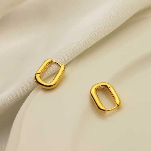 New French Elegant Simple U-Shaped Open Ring Retro 18k gold Oval Earrings - Picture 4 of 5